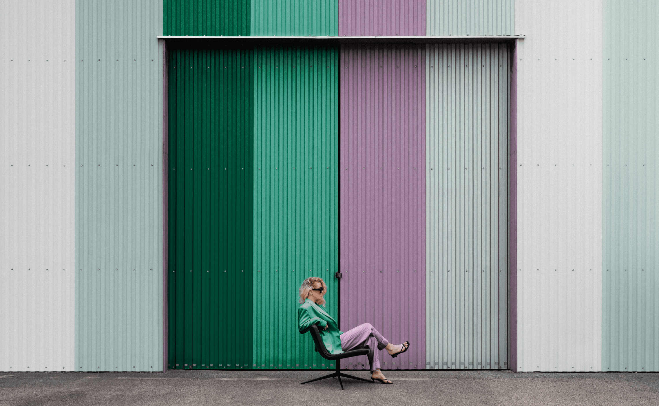 Girl in chair Landscape